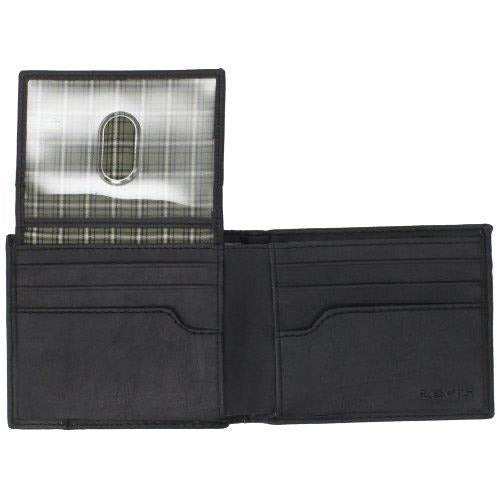 Levi's Men's Leather Passcase with Stitch Tab Detail